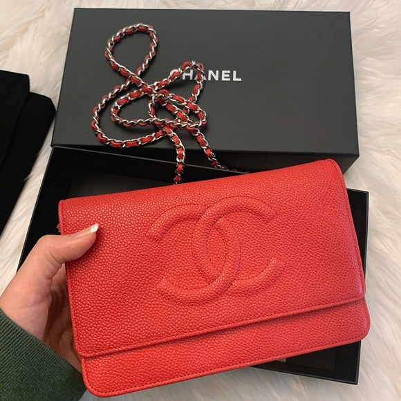 With tags ✨Chanel caviar timeless wallet on chain - Picture 2 of 16